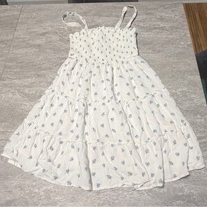 Y2K White Hollister smocked tiered mini dress in blue floral pattern Size Small